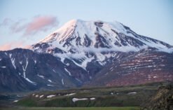 vulcão Tolbachik 247x157 - Novo Mineral Que Pode Viabilizar Baterias De Sódio Foi Descoberto na Rússia