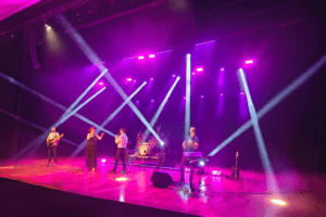 Flashback Tribute: A Celebração Das Grandes Vozes Internacionais